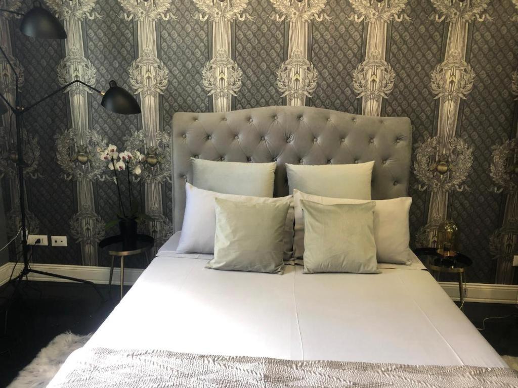 Lippi 42 Guest House Single Room'S In Villa With Garden Milano Eksteriør billede