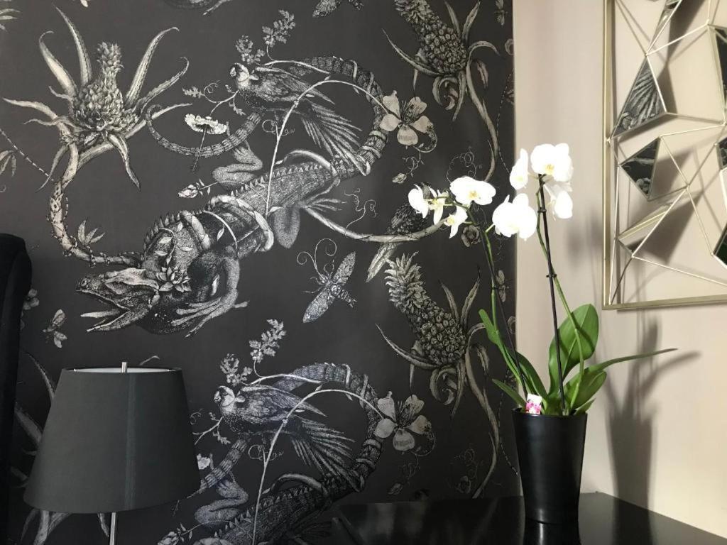 Lippi 42 Guest House Single Room'S In Villa With Garden Milano Eksteriør billede
