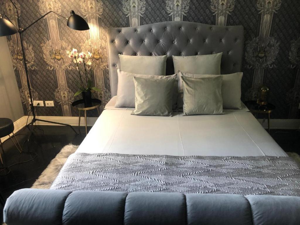 Lippi 42 Guest House Single Room'S In Villa With Garden Milano Eksteriør billede